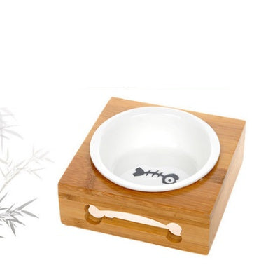 The pet dog bowl